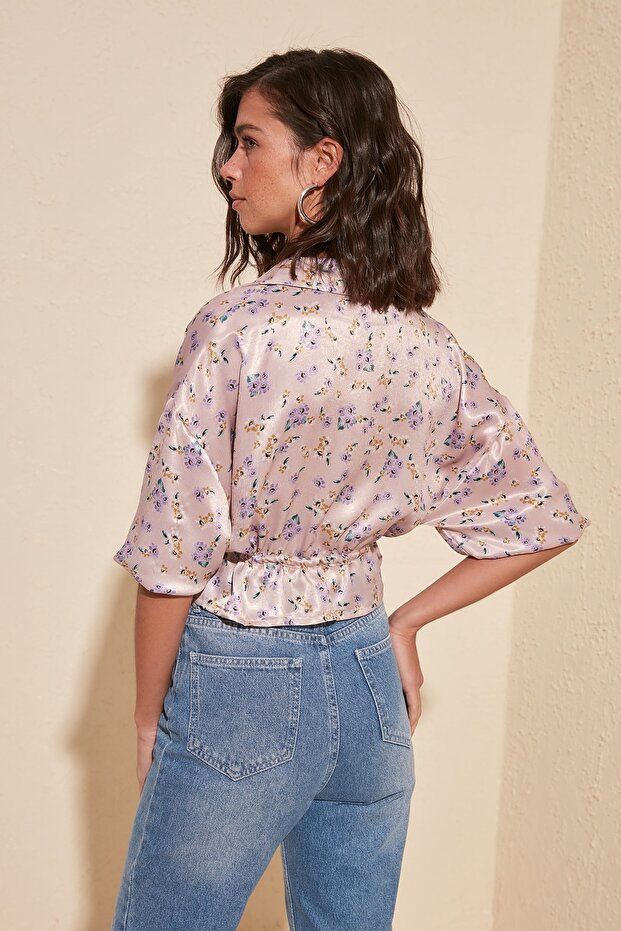 Pudra Crop Saten Düğmeli Çiçek Desenli Dokuma Bluz TWOSS20BZ0517 - 4