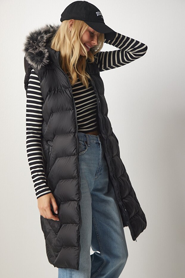 Women's Black Hooded Long Puffer Vest DD01246