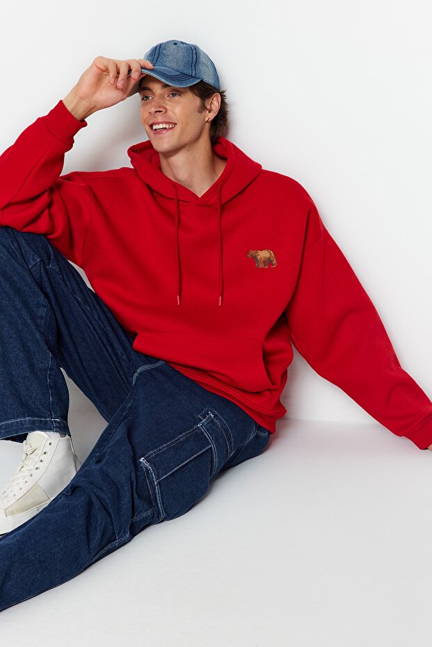 Kırmızı Oversize/Geniş Kesim Hayvan Nakışlı İçi Polar/Sıcak Tutan Pamuk Sweatshirt TMNAW24SW00097 - 3