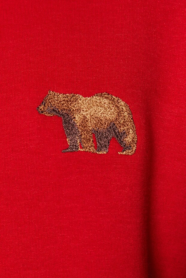 Kırmızı Oversize/Geniş Kesim Hayvan Nakışlı İçi Polar/Sıcak Tutan Pamuk Sweatshirt TMNAW24SW00097 - 4