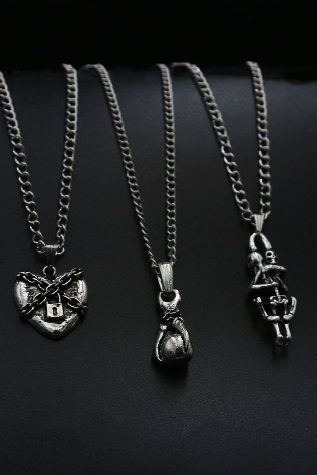 Set of 3 Motif Silver Color Necklaces