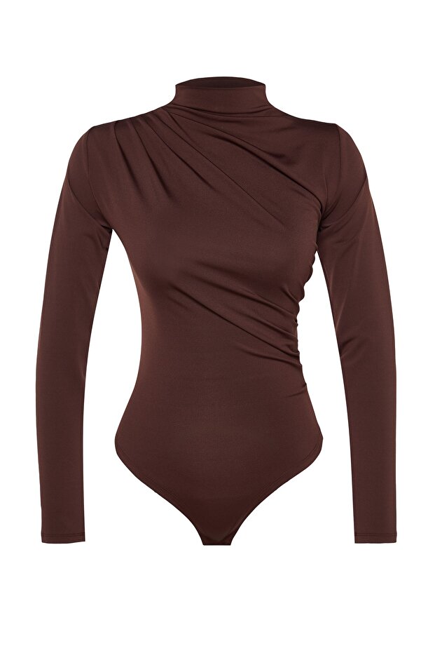 Kahverengi Büzgü Detaylı Dik Yaka Çıtçıtlı Esnek Örme Body TWOAW24BD00014 - 7