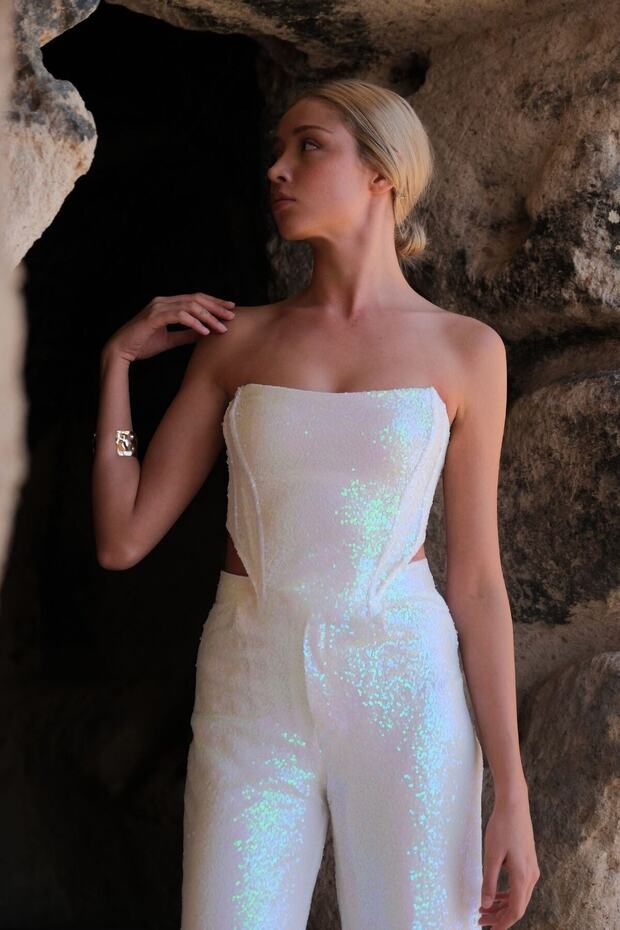 Beyaz Pullu Crop - 1