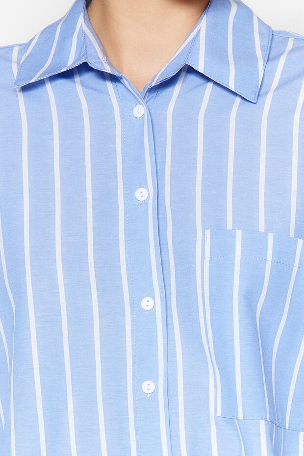 Mavi Çizgili Cepli Oversize/Geniş Kalıp Dokuma Gömlek TWOAW24GO00033 - 5