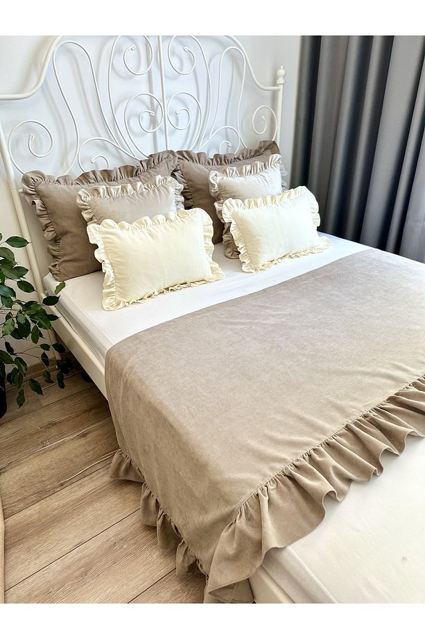 Sütlü Kahve Fırfırlı Yatak Runner Kırlent Seti Yatak Şalı Yatak Örtüsü Set Çift Kişilik - 2