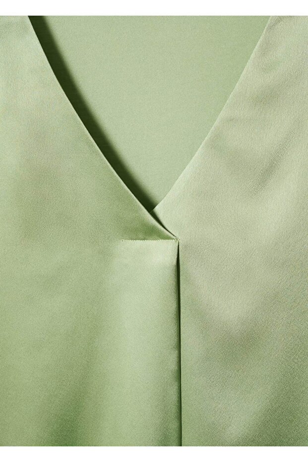V Yakalı Saten Gömlek - 5