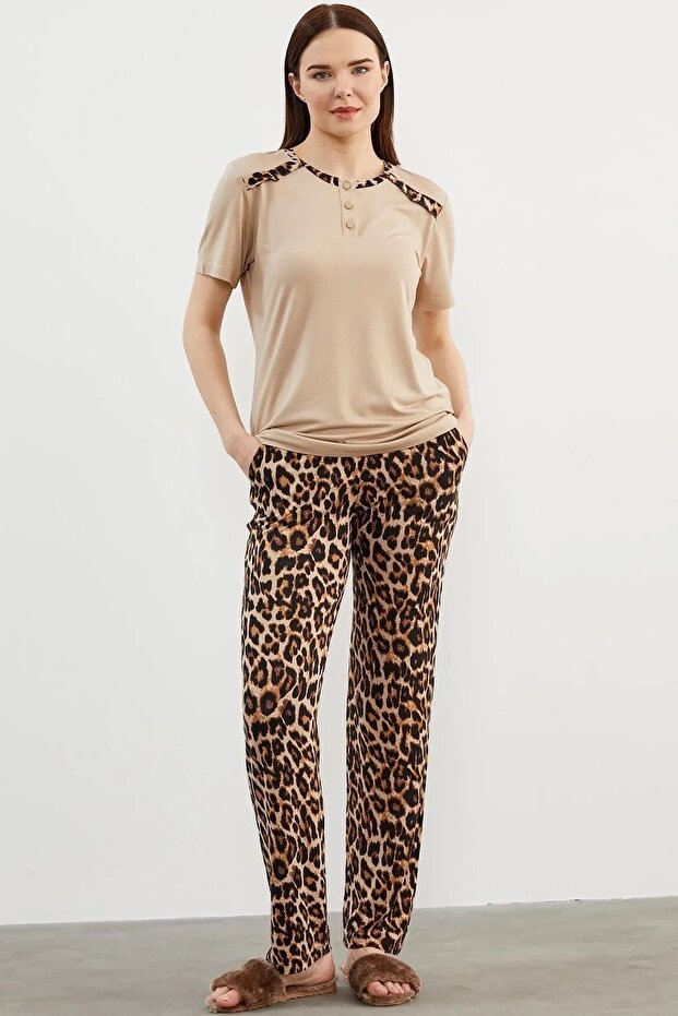 76169 Leopard Patterned Pajama Set