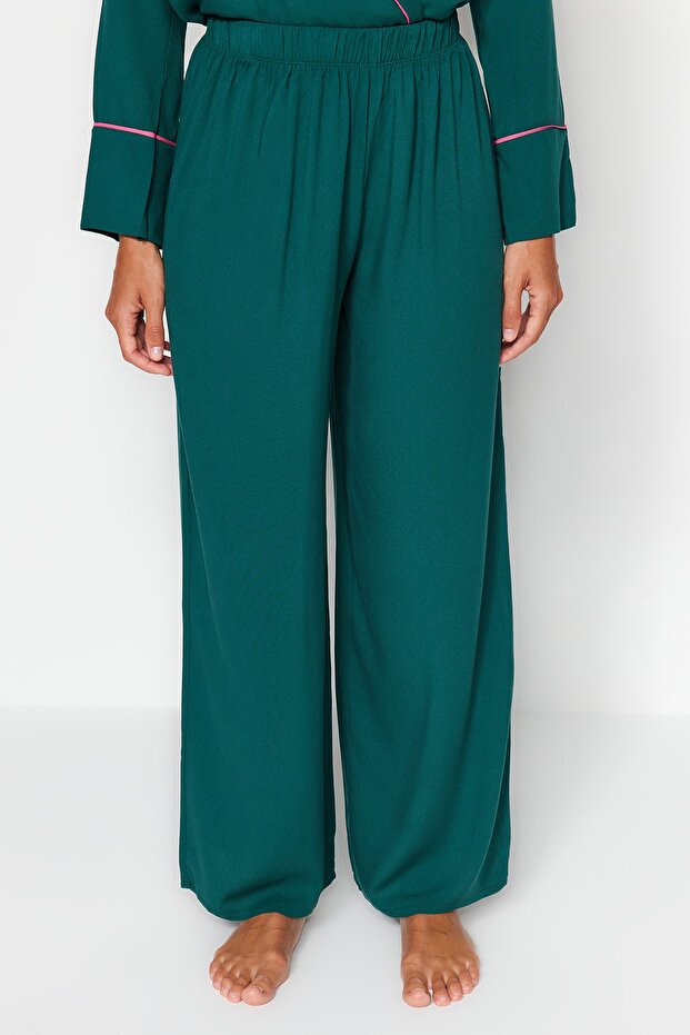 Zümrüt Yeşili Kuşaklı Biye Detaylı Kruvaze Viskon Dokuma Pijama Takımı THMAW22PT1109 - 5