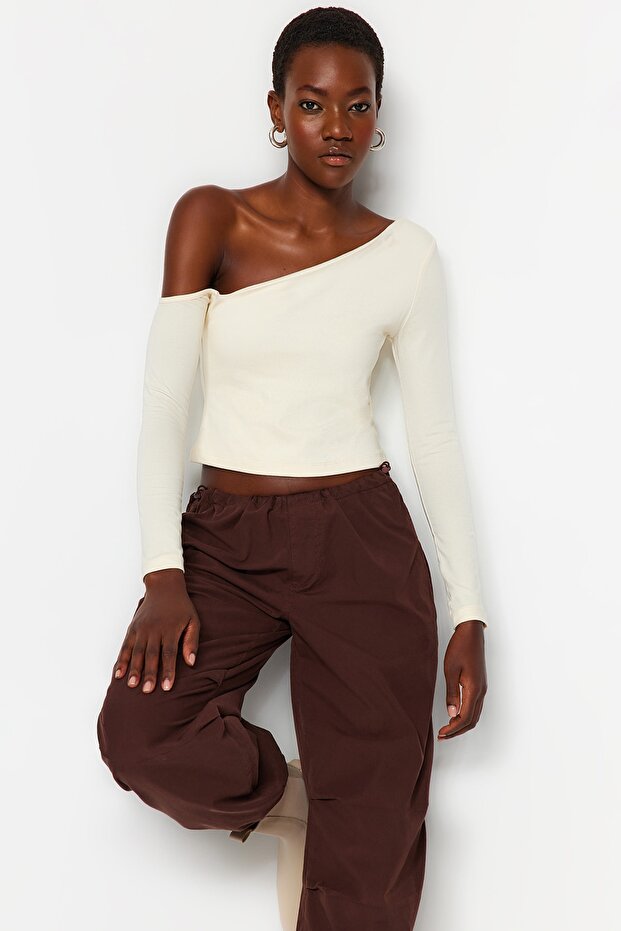 Taş Tek Omuz Pamuklu Esnek Fitted/Vücuda Oturan Crop Örme Bluz TWOAW24BZ00099 - 4