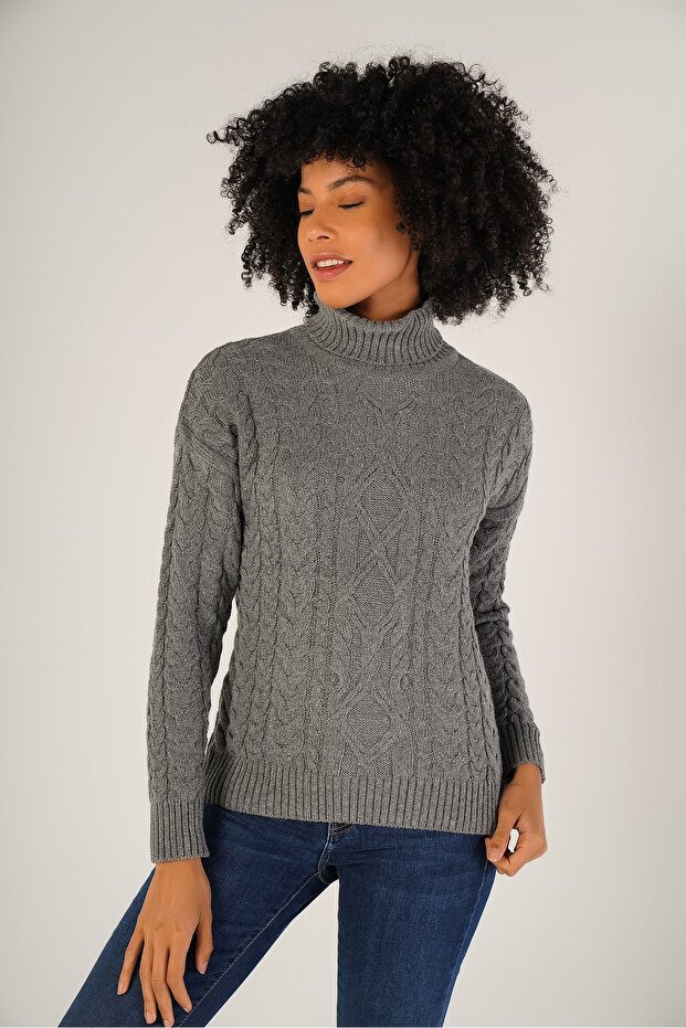 Gray Women's Braided Turtleneck Wool Sweater