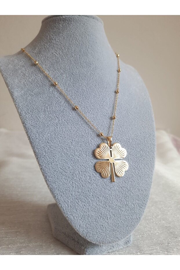 Gold Clover Necklace