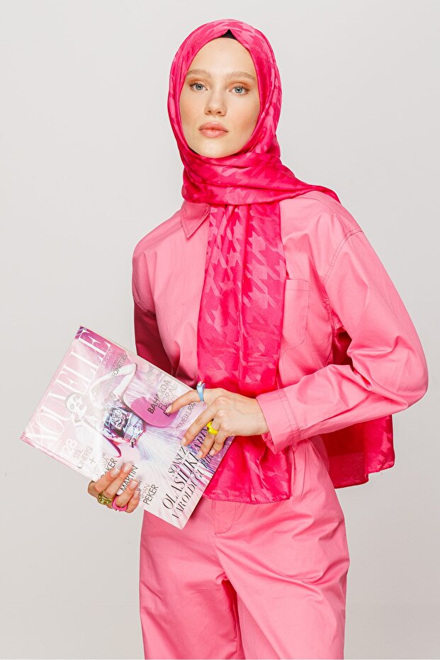 Houndstooth Pattern Shiny Jacquard Shawl - 4