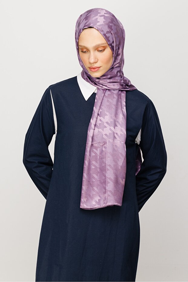 Houndstooth Pattern Shiny Jacquard Shawl - 2