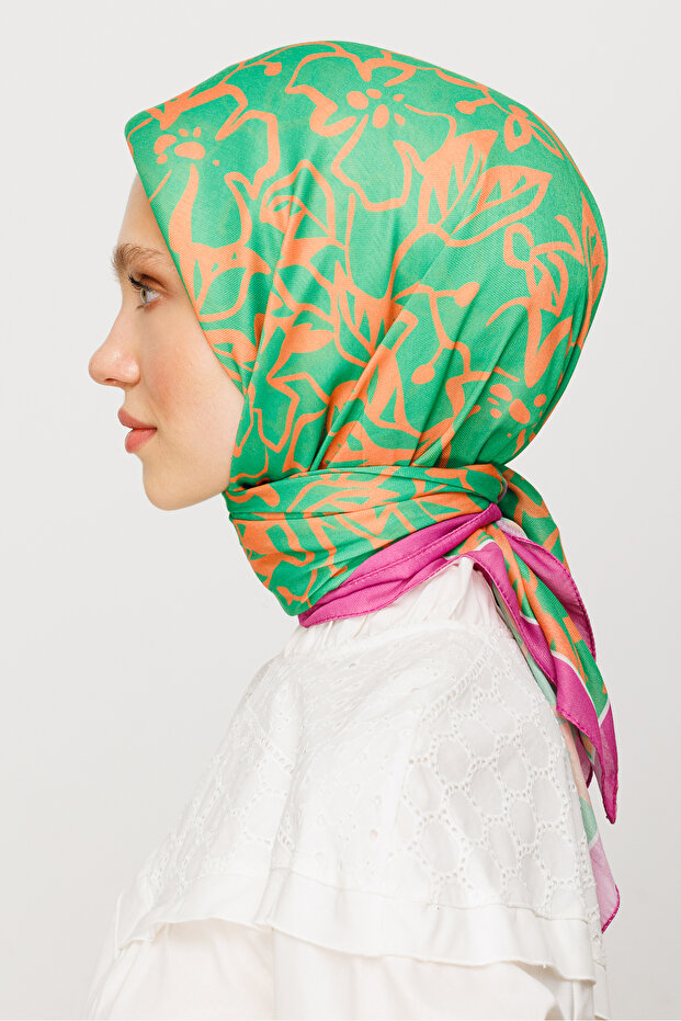 Eșarfă digitală moale cu model floral - 2