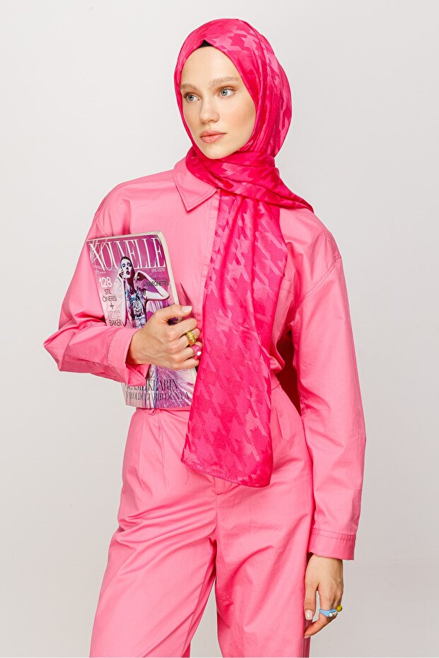 Houndstooth Pattern Shiny Jacquard Shawl - 1