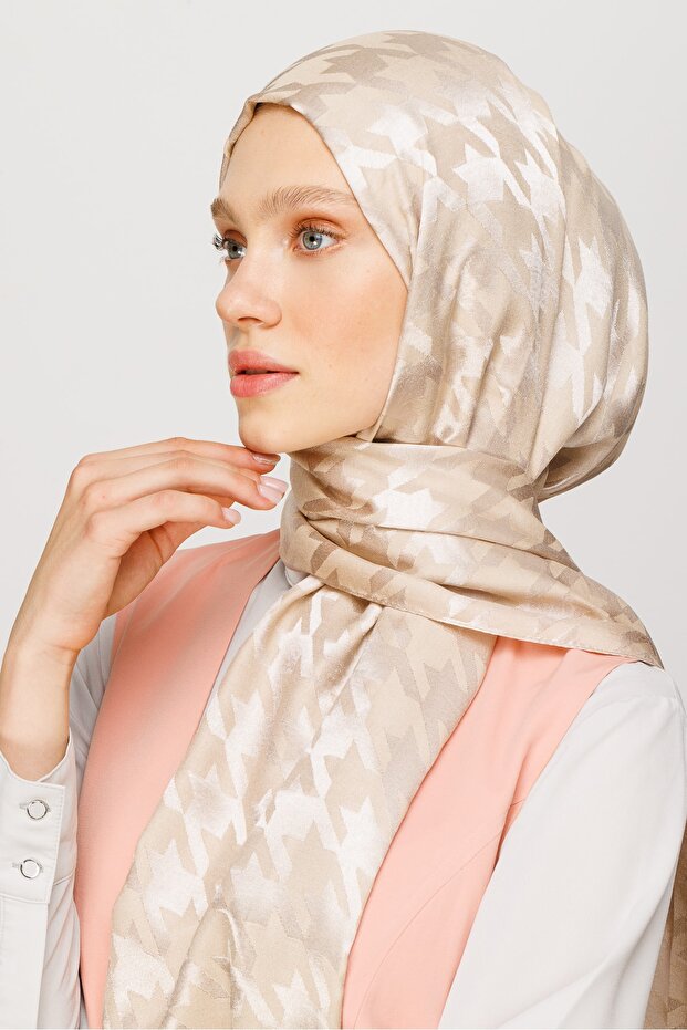 Houndstooth Pattern Shiny Jacquard Shawl - 2