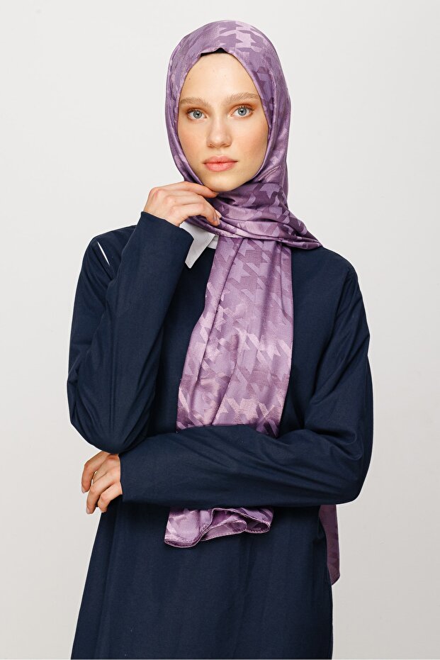 Houndstooth Pattern Shiny Jacquard Shawl - 3