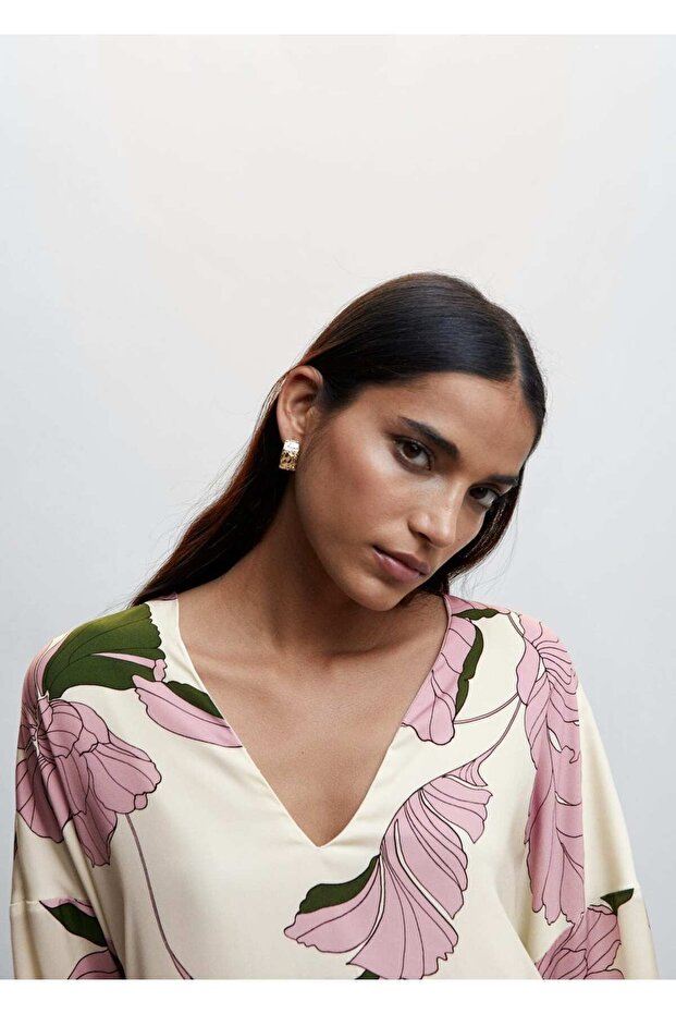 Saçak Detaylı Bluz - 7