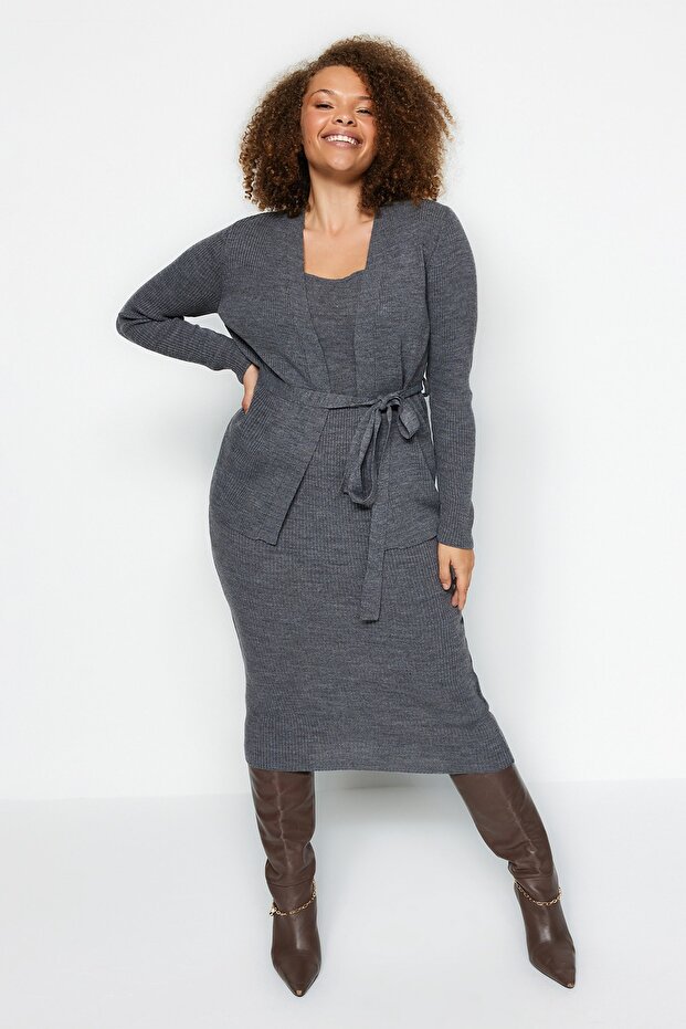 Antracitové midi páskové 2dílné úpletové šaty Cardigan-Dress TBBAW24AH00016 - 2