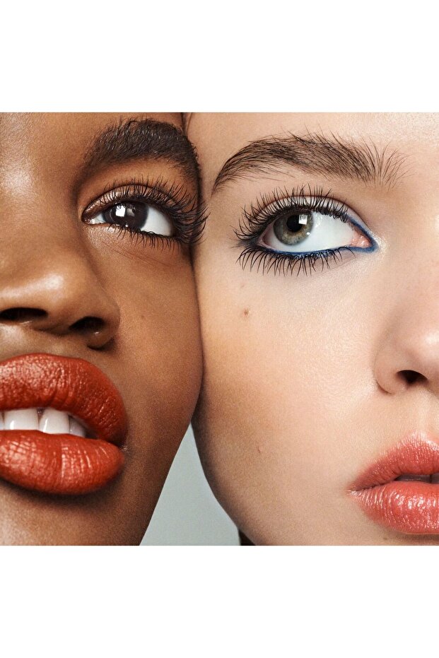 Flawless Satin Base Foundation - 4