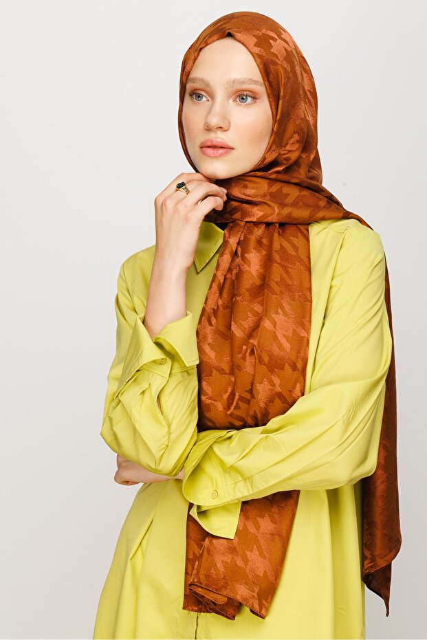 Shiny Jacquard Patterned Houndstooth Shawl - 4