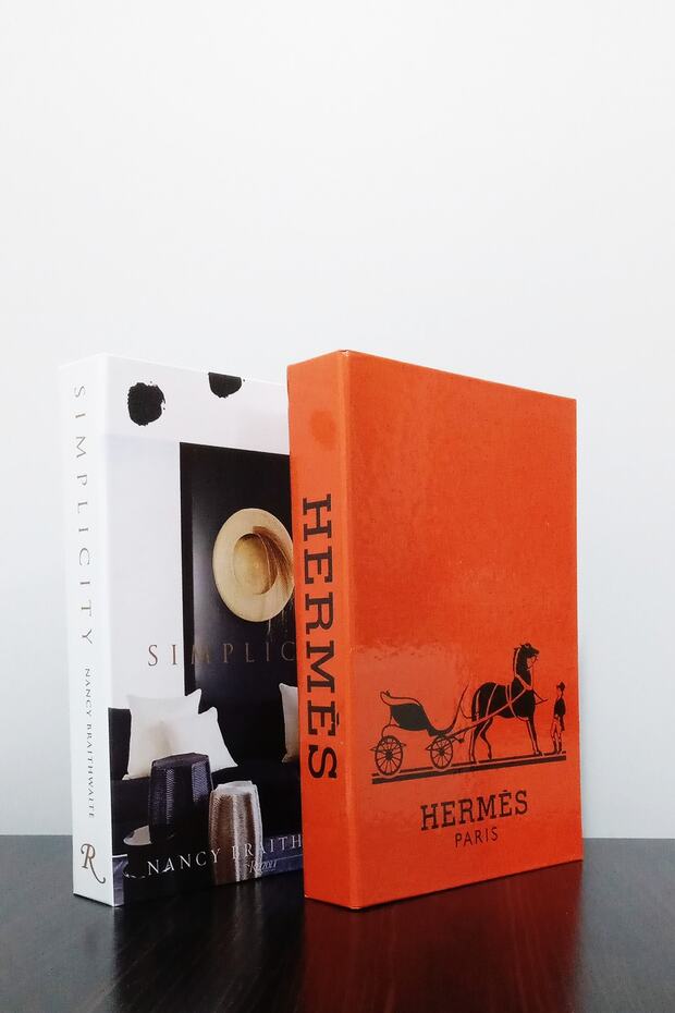2-Piece Decorative Book Box Set with Simplecity & Orange Theme