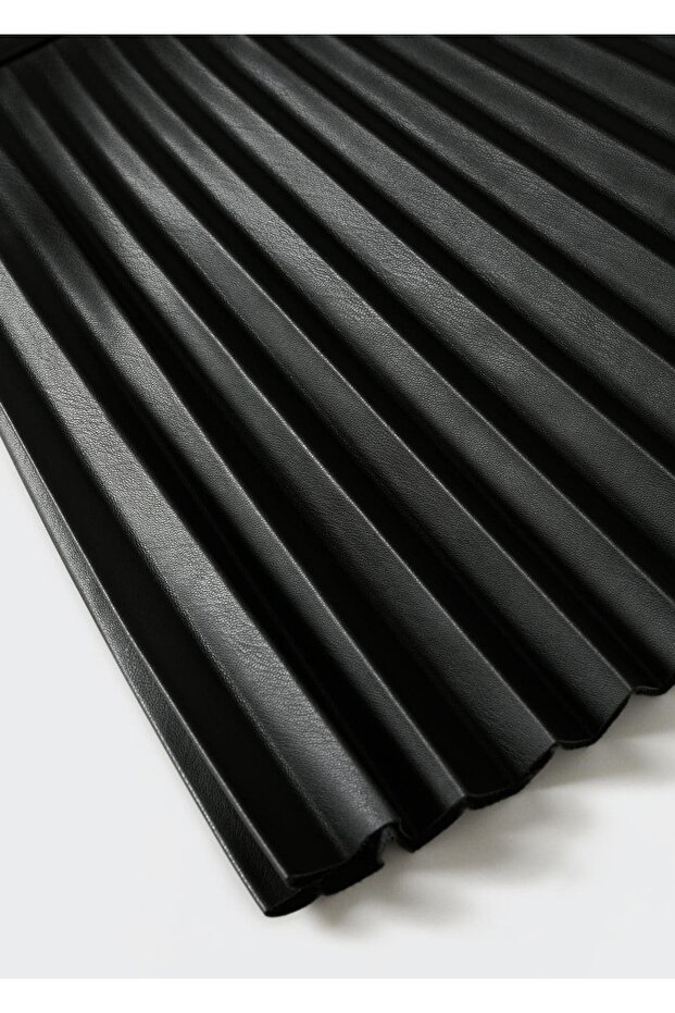 Deri Görünümlü Pilili Etek - 7