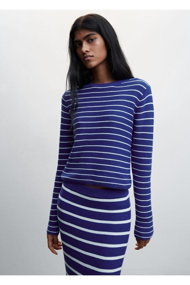 Round Neck Striped Sweater