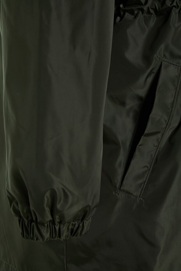 Khaki Oversize Kurtka Przeciwdeszczowa Z Kapturem VIBRATION TWOAW24MO00160 - 13