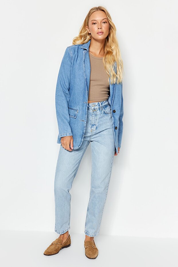 Niebieskie jeansy Mom z wysokim stanem i podwójnymi guzikami TWOSS21JE0153 - 3