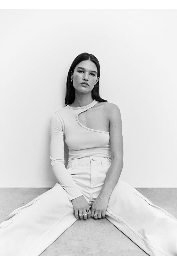 Düğümlü Asimetrik Üst - 16