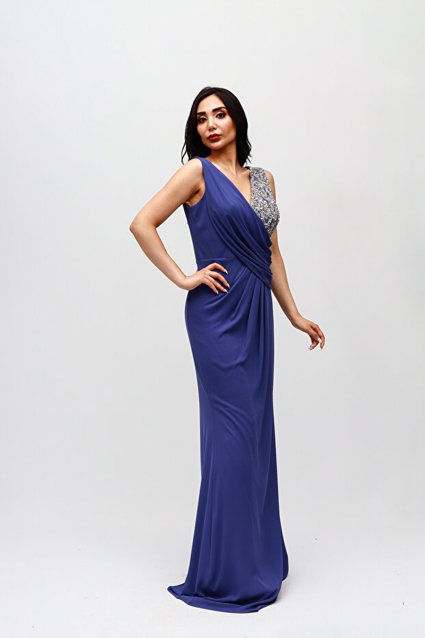 Göğüste Pul İşlemeli Abiye - 3