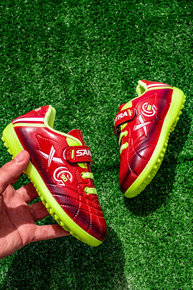 Boys' Astroturf Football Shoes