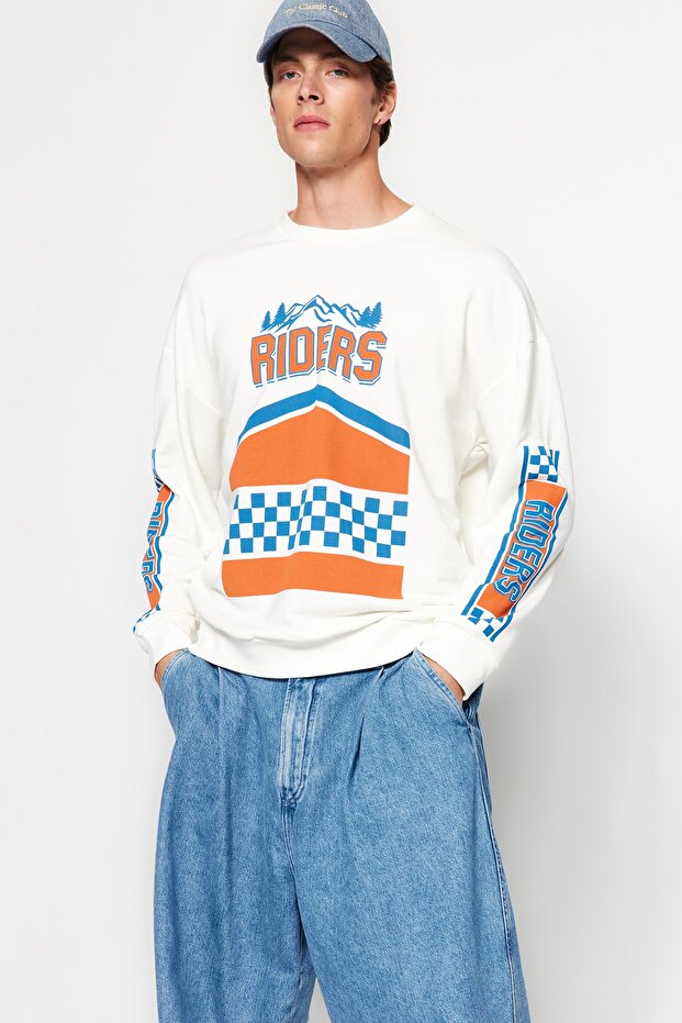 Ekru Oversize/Geniş Kesim Uzun Kollu Baskılı Sweatshirt TMNAW22SW0579 - 8