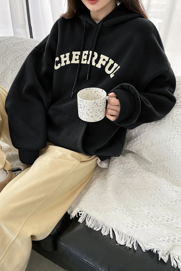 Unisex Cheerful Printed Sweatshirt