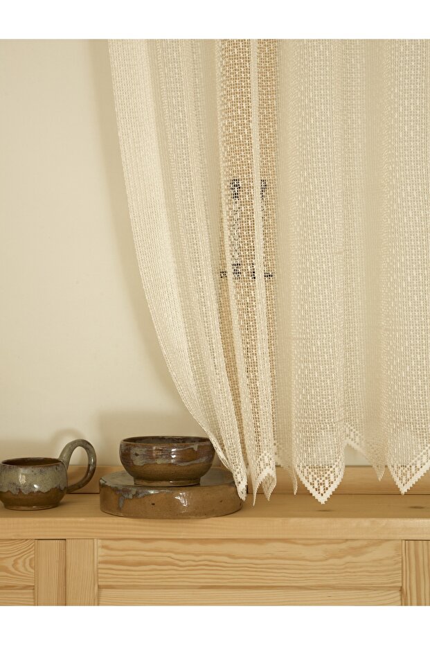 Mesh Tulle Cream 1-2,5 Medium Tight Pleat