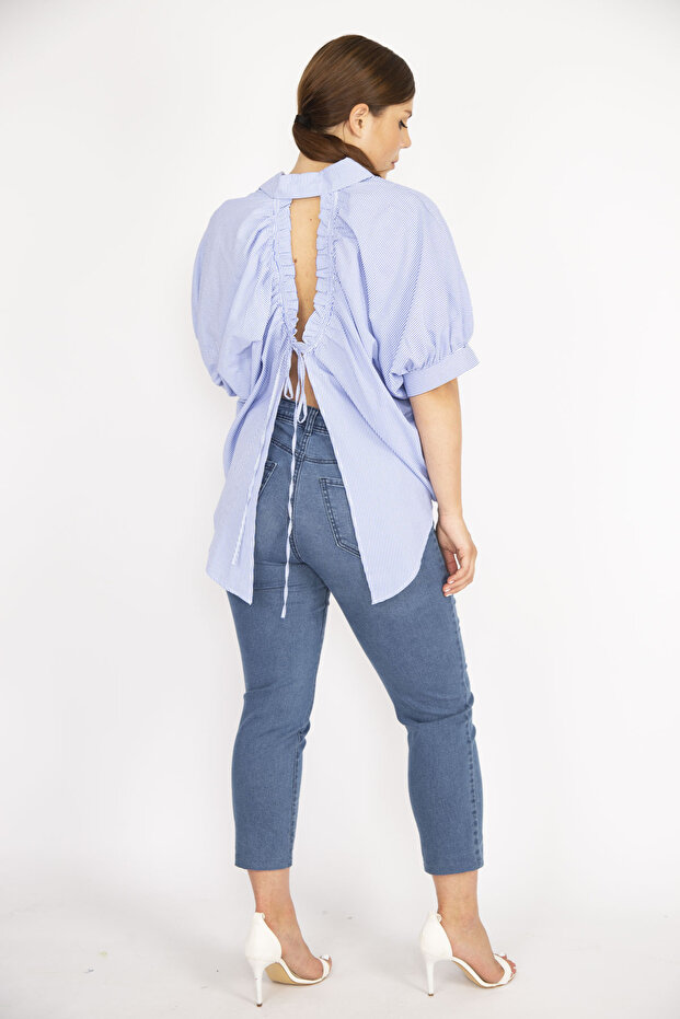 Women's Large Size Blue Buttoned Shirt with Back Slit and Lace Detail 65N36794