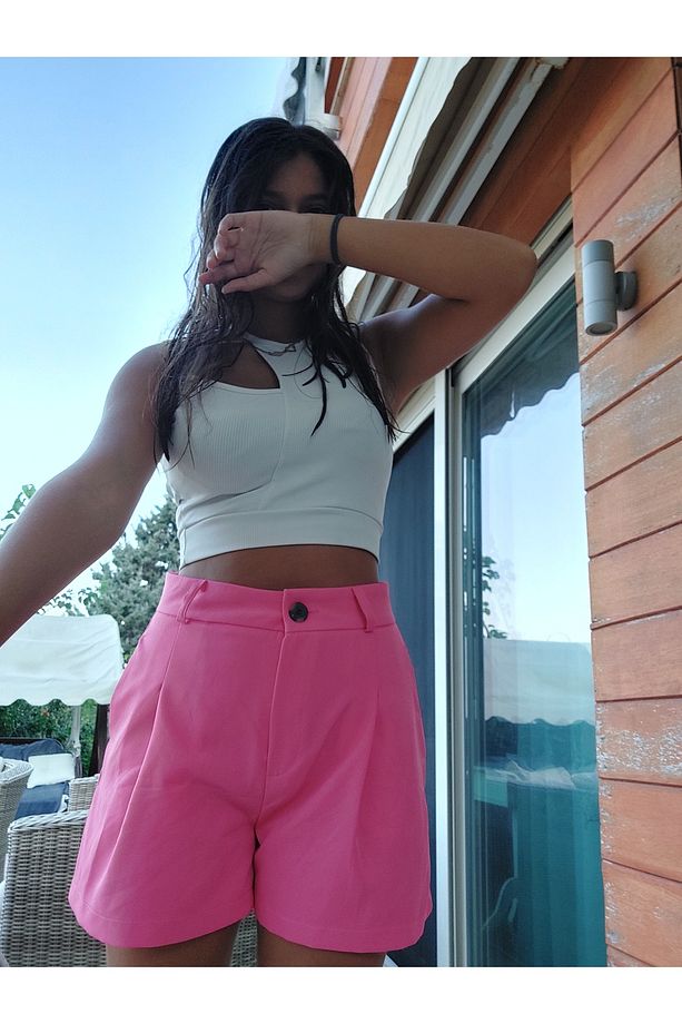 Pembe Düğmeli Şort - 1