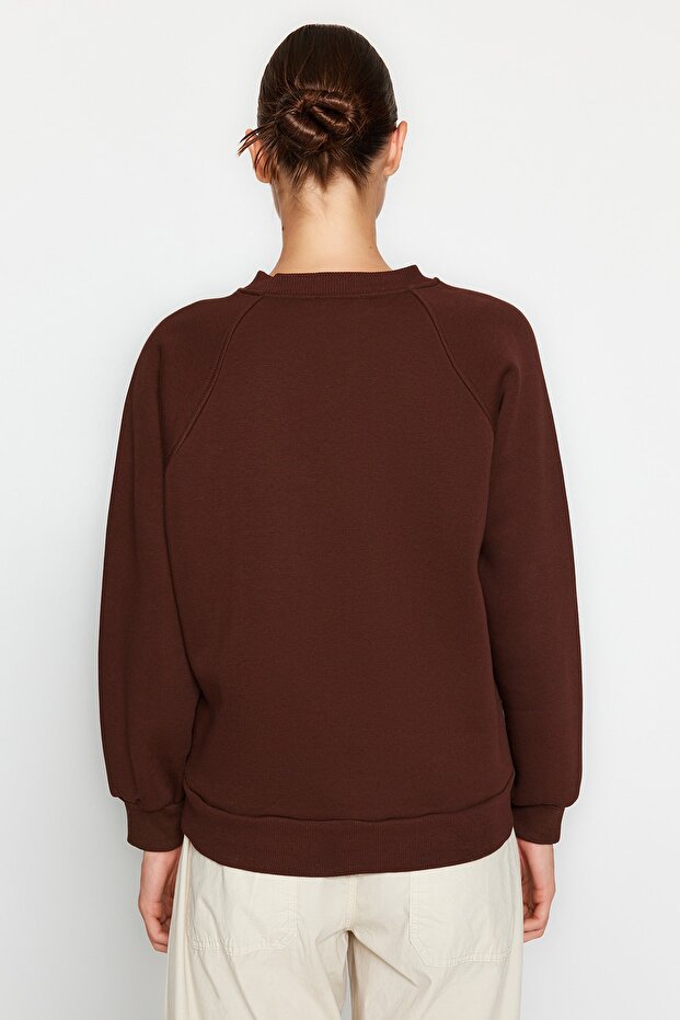 Koyu Kahverengi Relaxed/Rahat Kalıp Basic Reglan Kol Bisiklet Yaka Örme Sweatshirt TWOAW24SW00104 - 8
