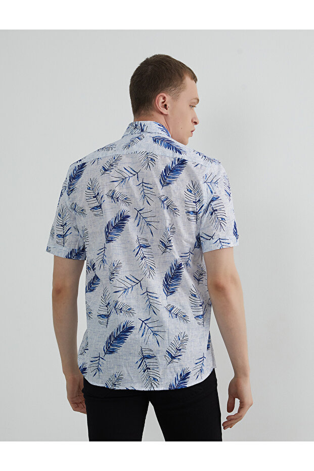 قميص منقوش بأكمام قصيرة - 4