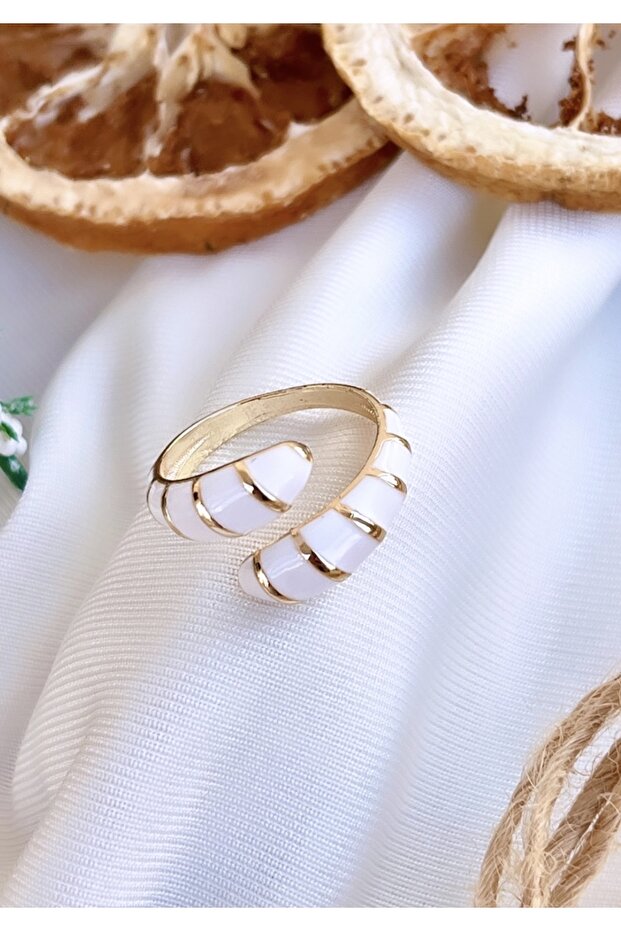 KBC White Enamel Adjustable Ring