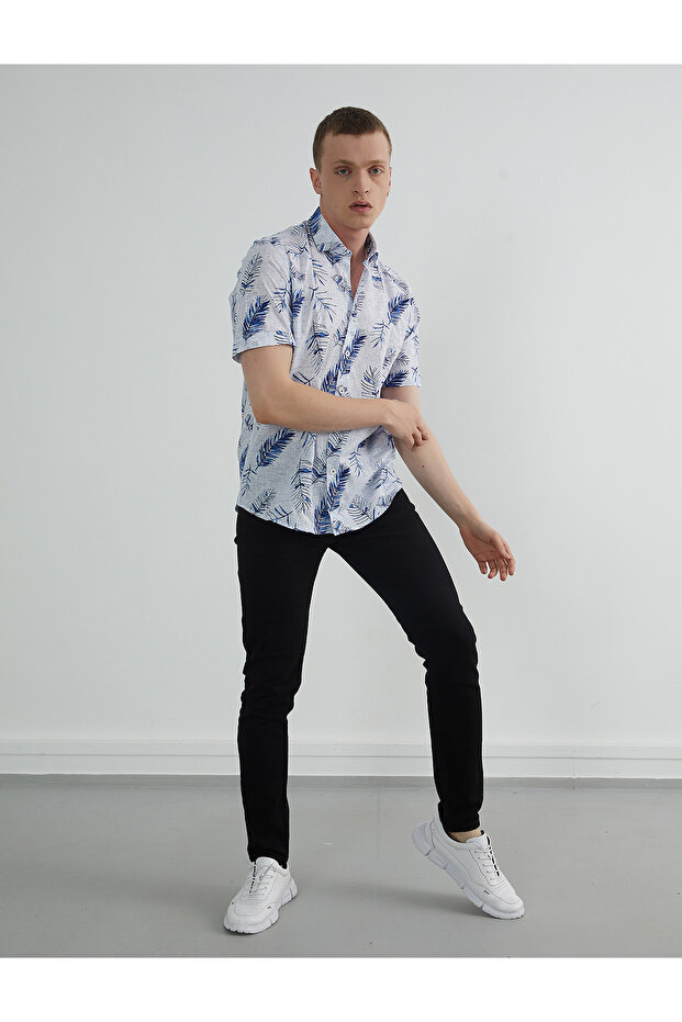 قميص منقوش بأكمام قصيرة - 6