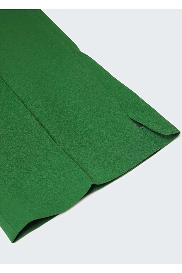 Gerade geschnittene Stoffhose - 5