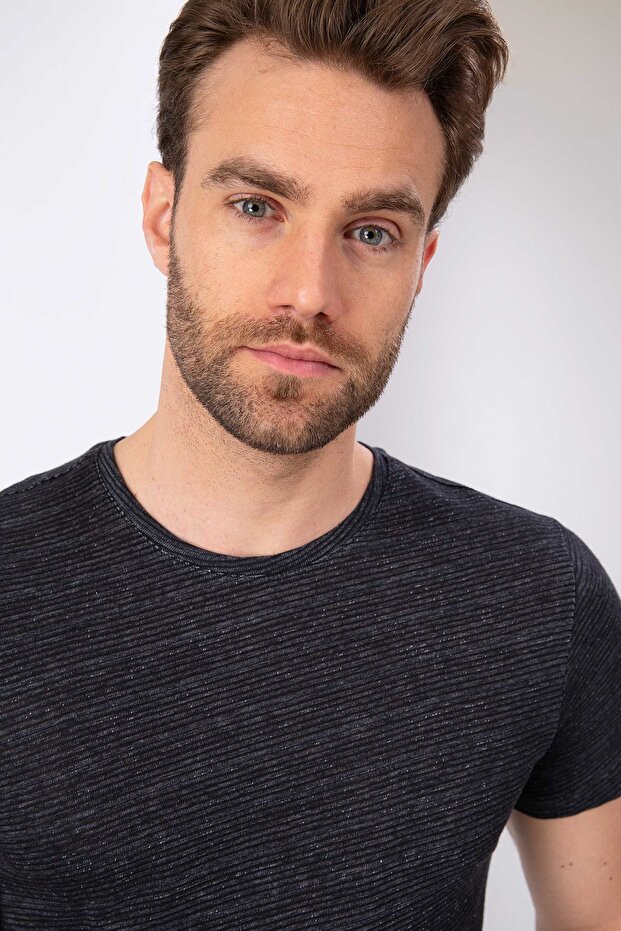 Men's T-Shirt G021GL011.000.757924