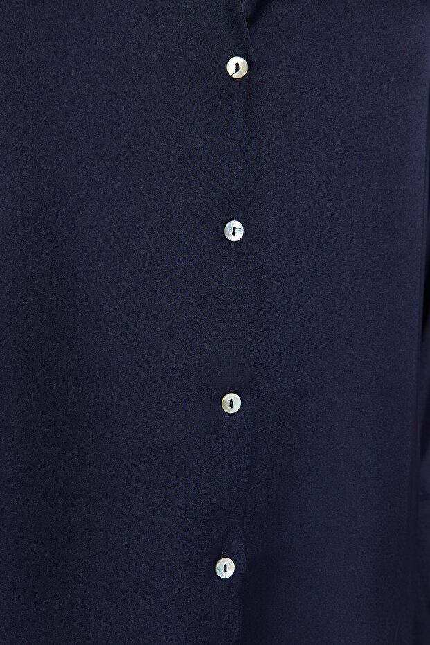 Lacivert Oversize/Geniş Kalıp Saten Dokuma Gömlek TWOAW24GO00211 - 5