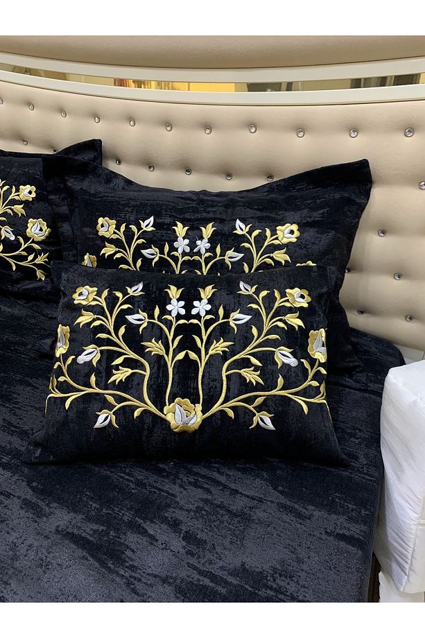 Gold Işlemeli Yatak Örtüsü Ve Nevresim Set 10 Parça - 3