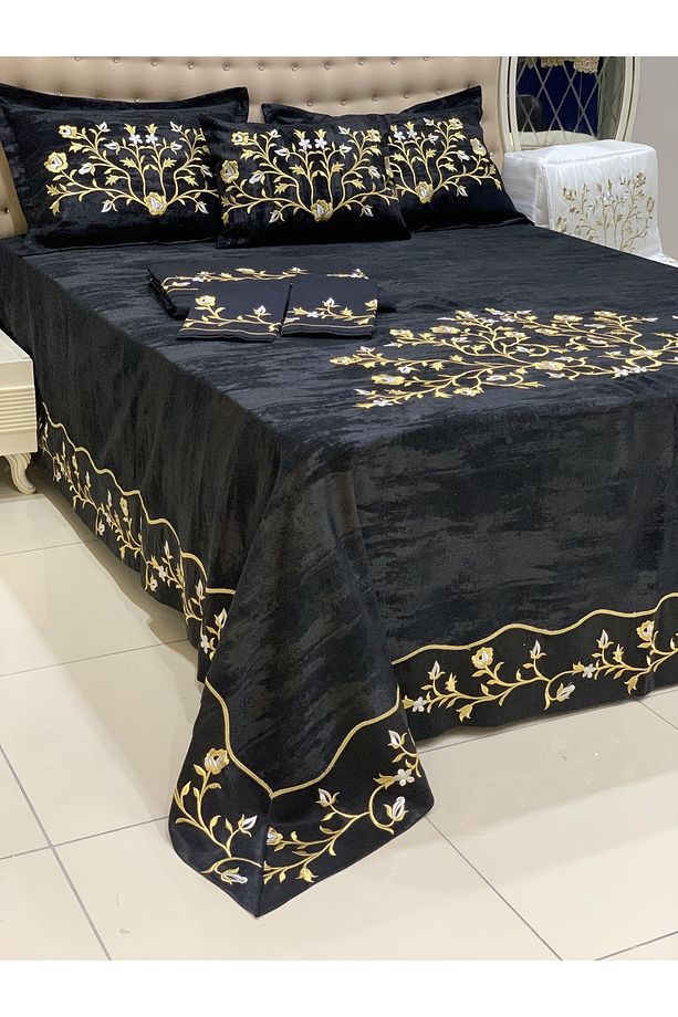 Gold Işlemeli Yatak Örtüsü Ve Nevresim Set 10 Parça - 1