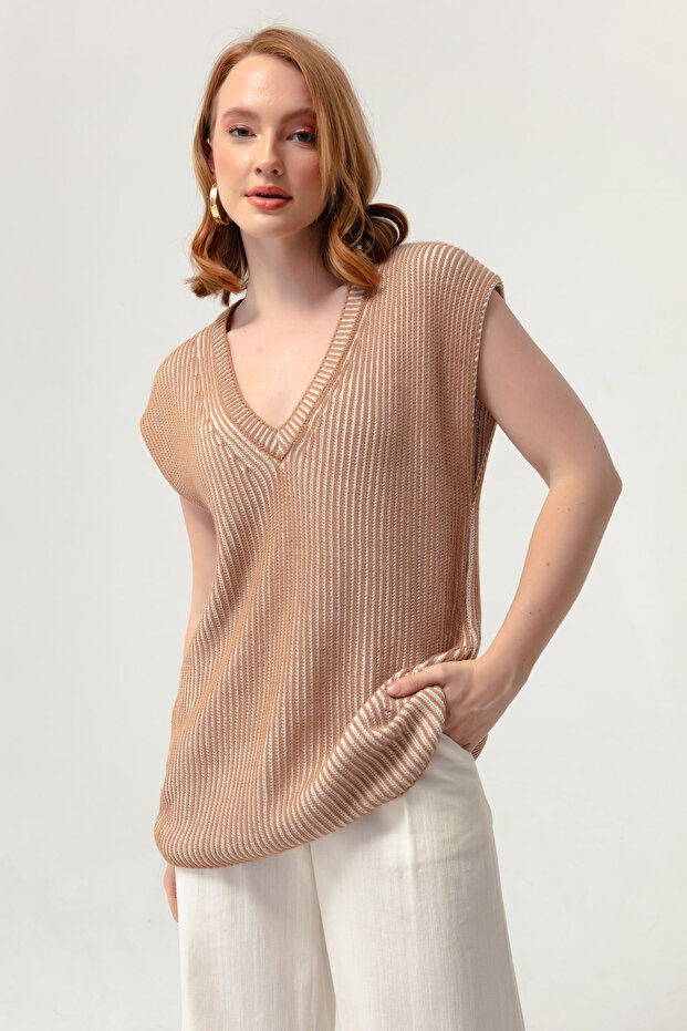 Pulover de damă cu model de execuție bronz - 1