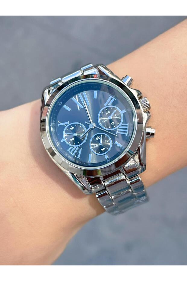 Roman Numeral Stylish Women's Wristwatch