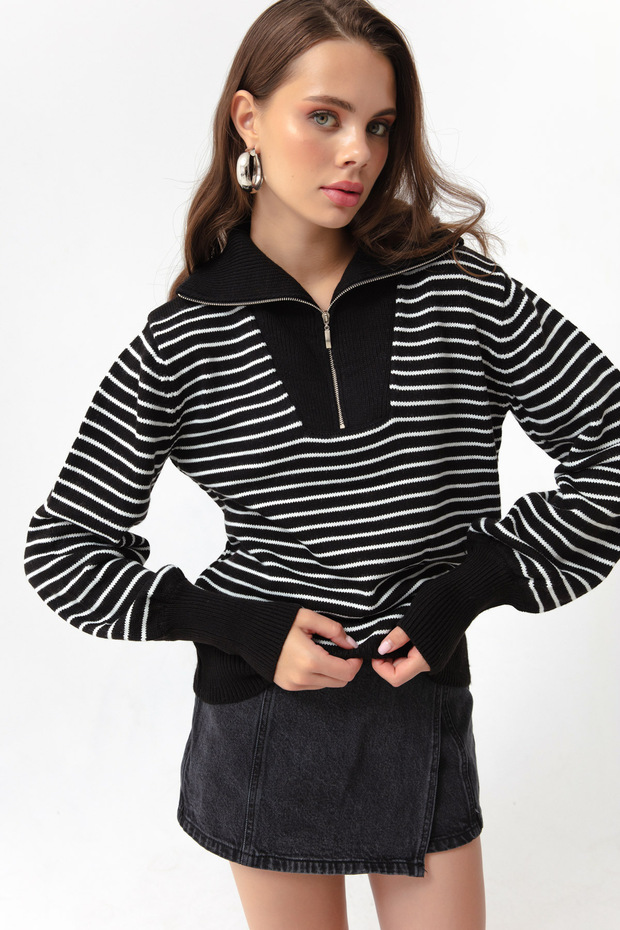 Women's Black Zipper Detailed Striped Knitwear Sweater